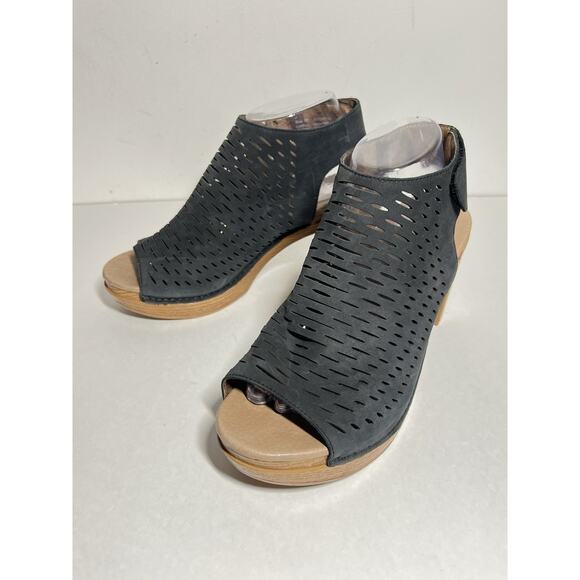 Dansko NEW Black Nubuck Danae Dress Pump Sandal 3" Heel Peep Toe 40 9.5-10 US - Picture 2 of 9